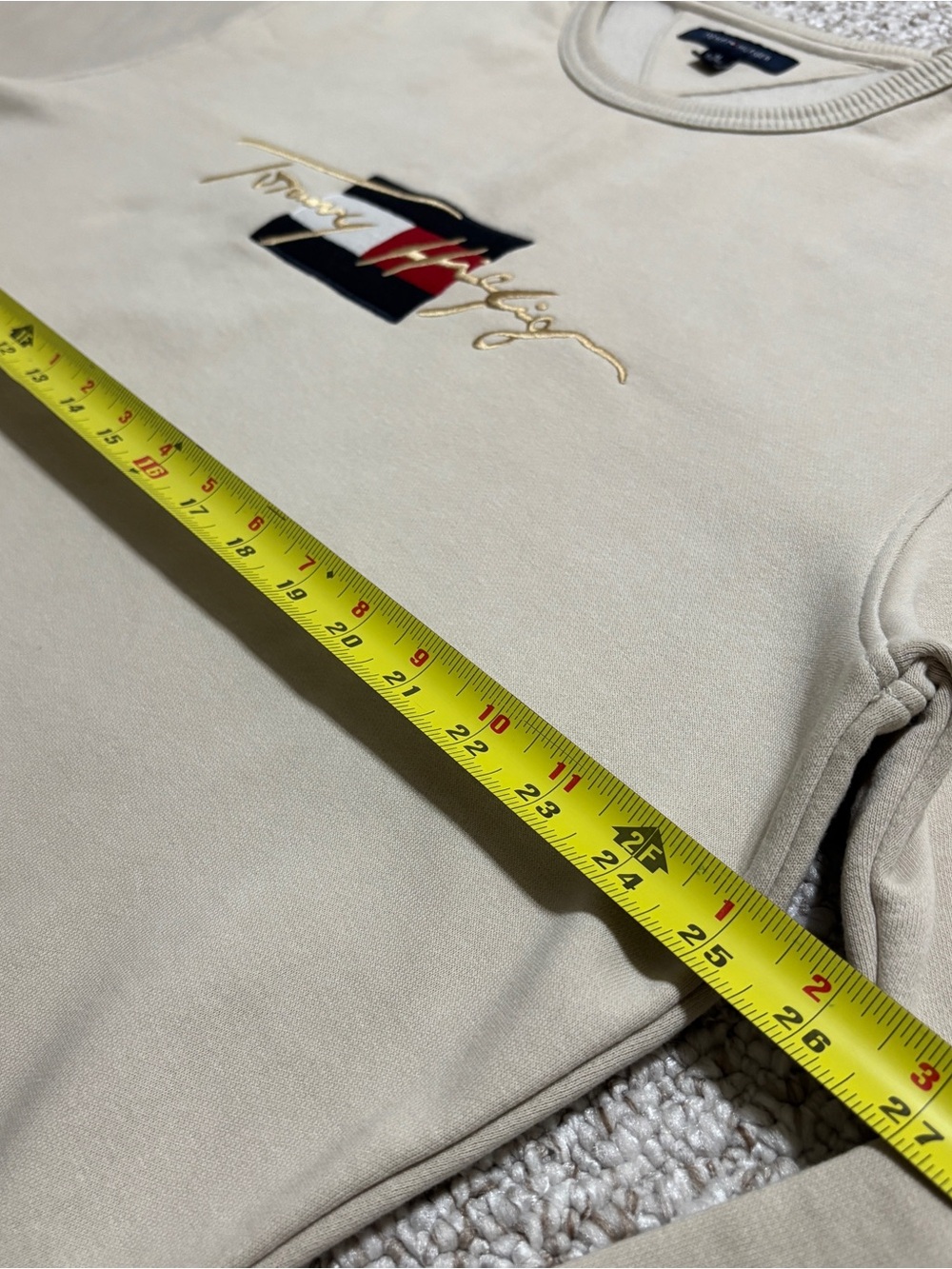 Tommy Hilfiger Men’s Embroidered Signature Flag Crewneck Sweatshirt Beige XL - Picture 6 of 11